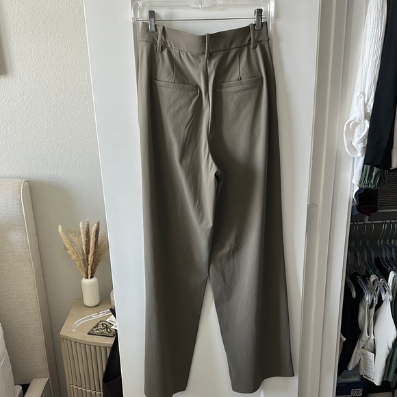 Lululemon Daydrift High-Rise Trouser Regular - Picture 8 of 9